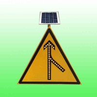 高速公路合流警示牌 太阳能发光标志支持定制
